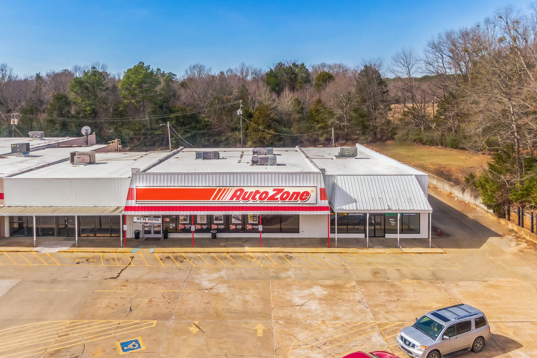 AutoZone Front View-1